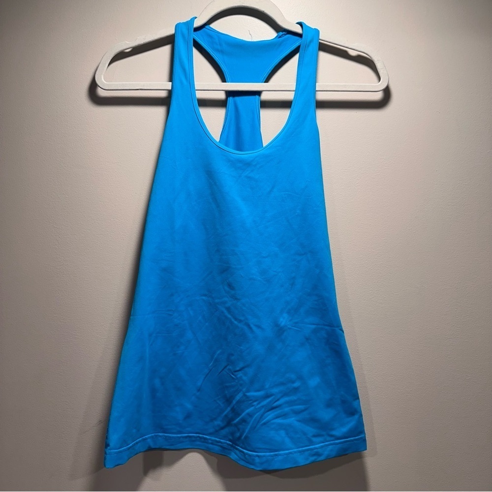 Lululemon Cool Racerback in Beach Blanket Blue GUC Size 4 (See measurements) UV - Picture 7 of 11